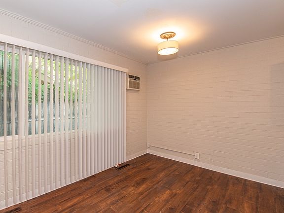 5th image of 1125 E 200 S APT 3