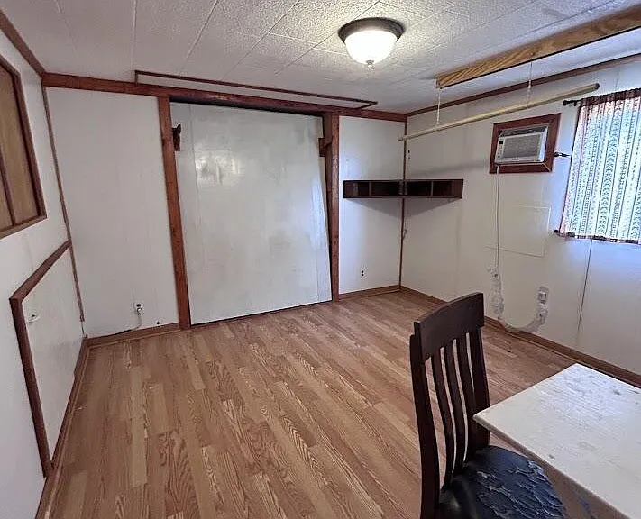 1181 N Dick Dowling St — Photo 3