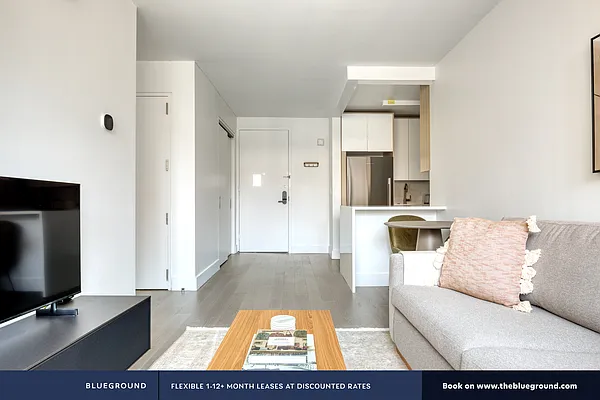 Rented by The Blueground | media 148