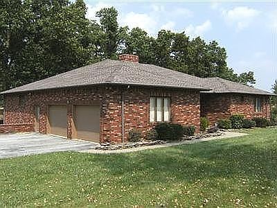 2 upper oversized garages