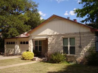 321 Mimosa St, Kerrville, TX 78028