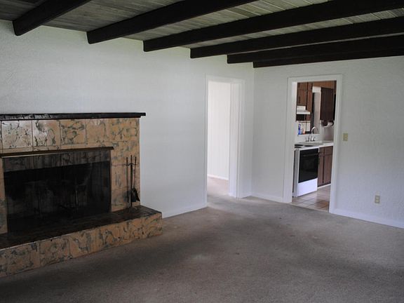 4th image of 7937 Catawba Dr