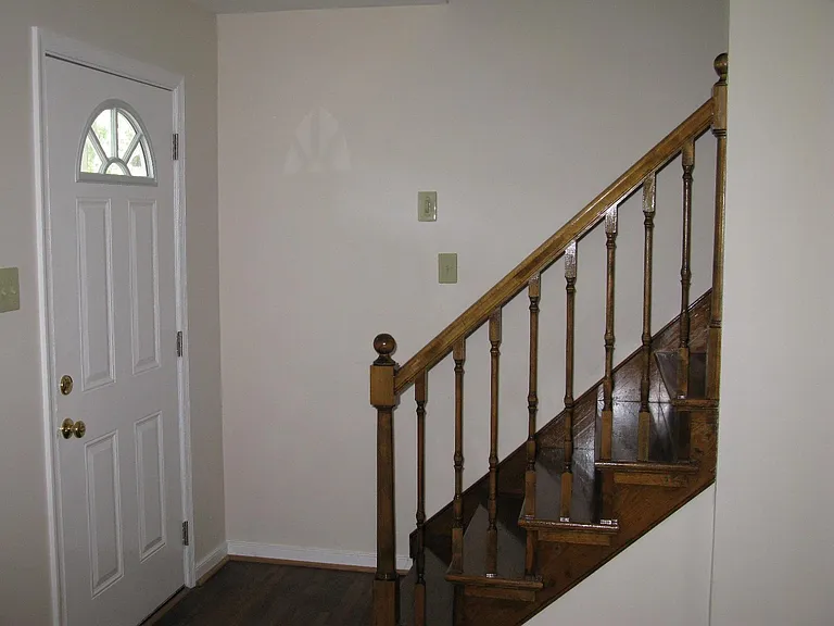 6419 Chenault Way — Photo 8