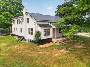 13166 Butternut Rd, Burton, OH 44021