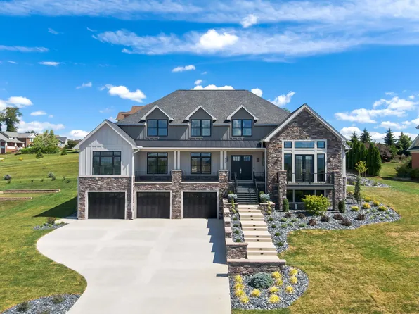 610 Kelly Ln, Blacksburg, VA 24060