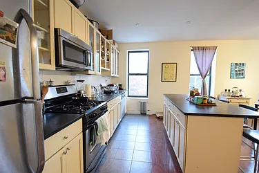 Rented by Rolling Stone Realty LLC