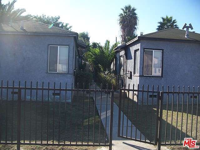 2nd image of 1100 W 94th St