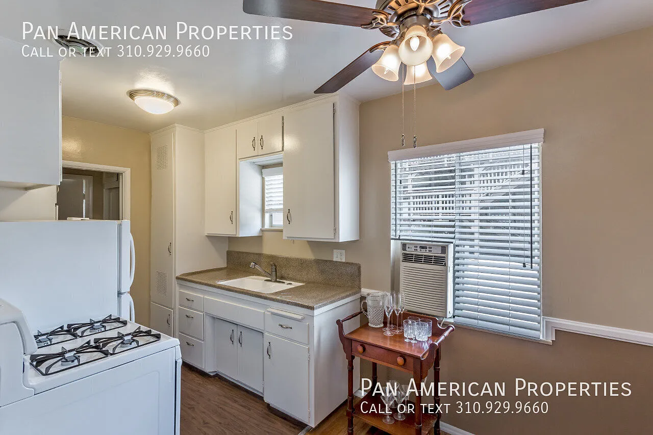 1 bed, 500 sqft, $1,900 — Photo 3