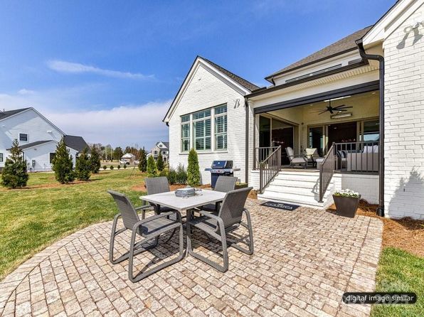 2013 Garden View Ln, Weddington, NC 28104