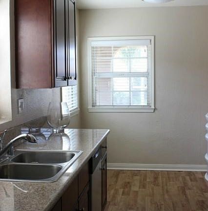 5th image of 10510 S Gramercy Pl