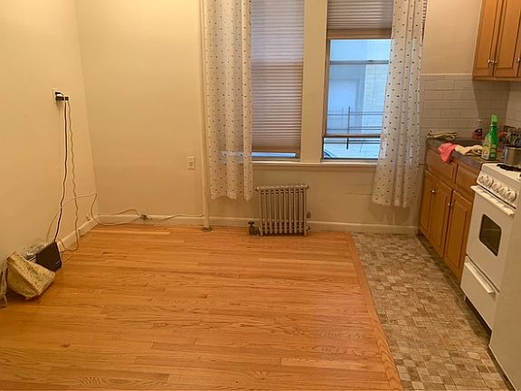 3rd image of 34-22 44th St #1F
