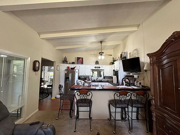 2nd image of 807 Northside Dr