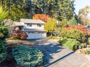 711 109th Ave SE, Bellevue, WA