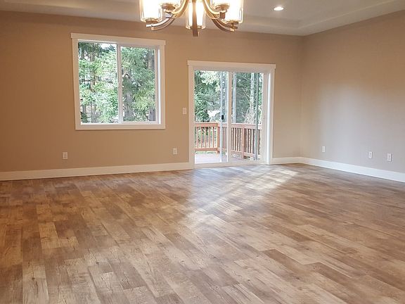 4th image of 9102 NE 33rd Pl