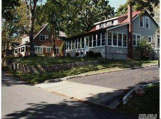 1495 Oak Dr, Southold, NY 11971