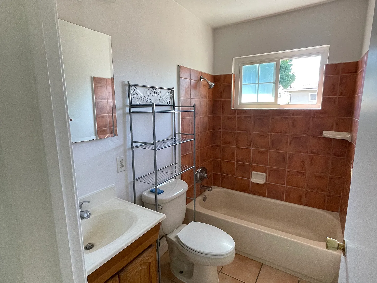 1 bed, 700 sqft, $1,850 — Photo 4