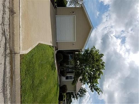 1st image of 407 N Cedar Ct
