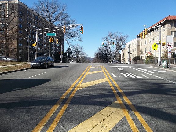 4th image of 507 Park Ave