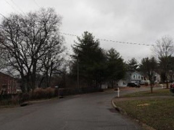 Exterior Neighborhood (street photo)