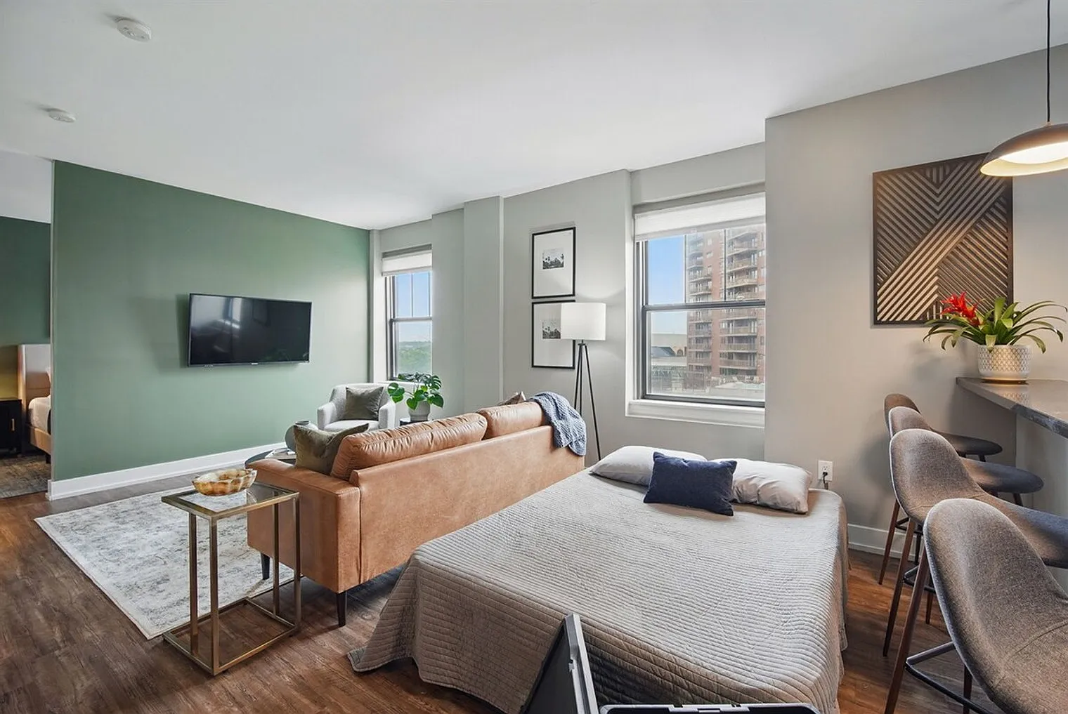 1 bed, 1.0 bath, $5,881 — Photo 4