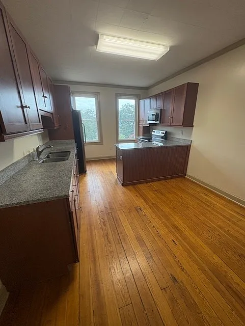 165 E Davis St #1