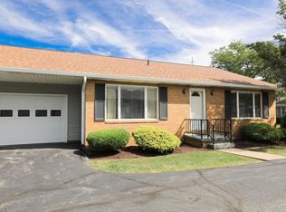 937B Canterbury Ln, Salem, OH 44460