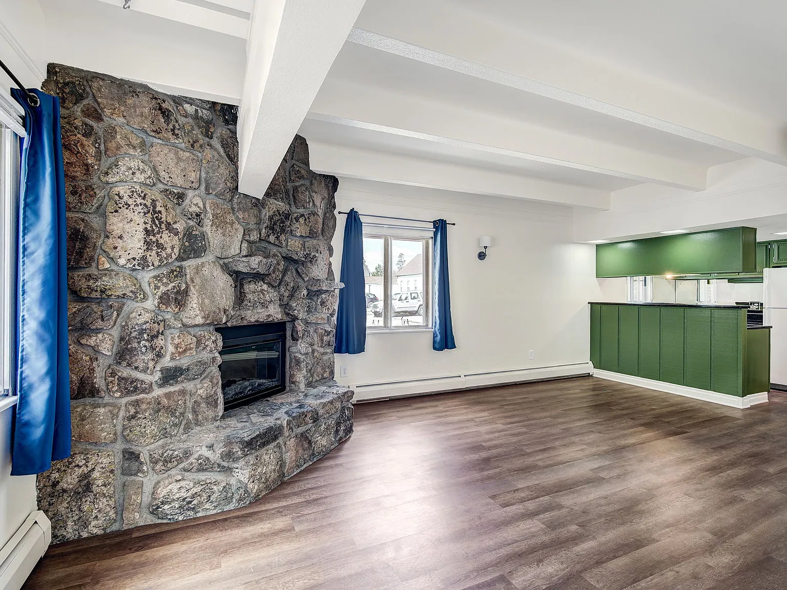 1 bed, 596 sqft, $2,850 — Photo 4