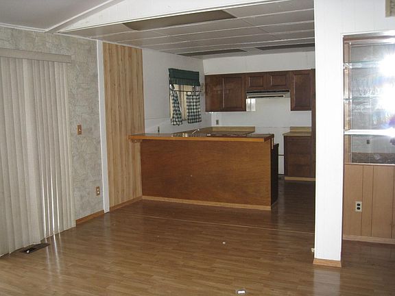 5th image of 9043 Tenaya Way