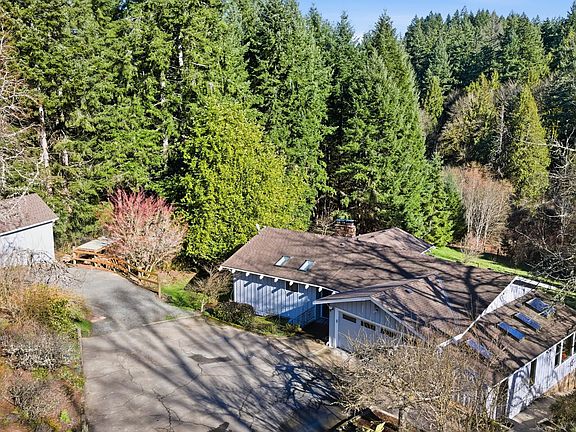 2nd image of 20485 SW Chapman Rd