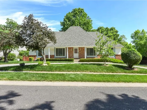 13302 W 113th St, Overland Park, KS 66210