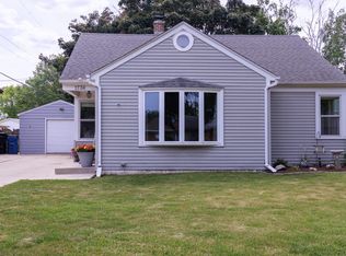 1736 Lathrop AVENUE, Racine, WI 53405