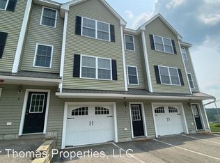 6 Townsend Dr, Dover, NH 03820