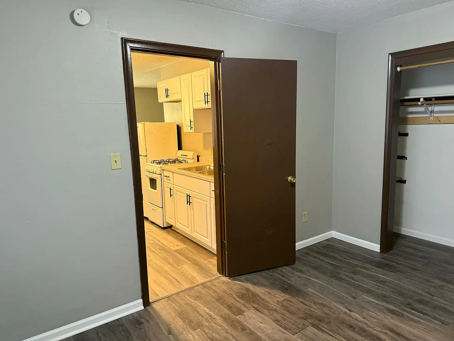 362 Winifred — Photo 3