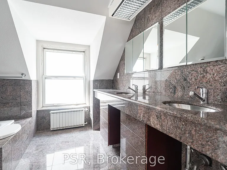 25 Coulson Ave #3 — Photo 4