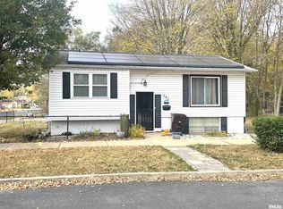 201 N Charlton St, Peoria, IL