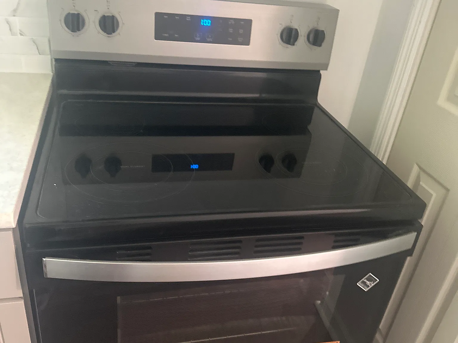 1 bed, 500 sqft, $900 — Photo 3