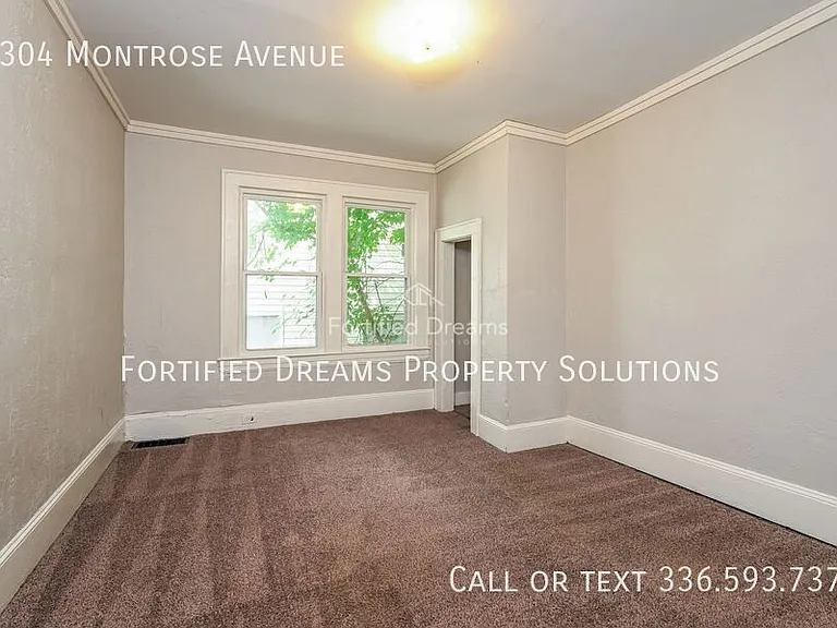 2304 Montrose Ave — Photo 8