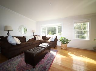 613 Main St APT B2, Ridgefield, CT 06877