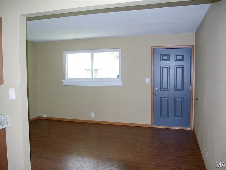 305 Baltes Dr #C — Photo 3