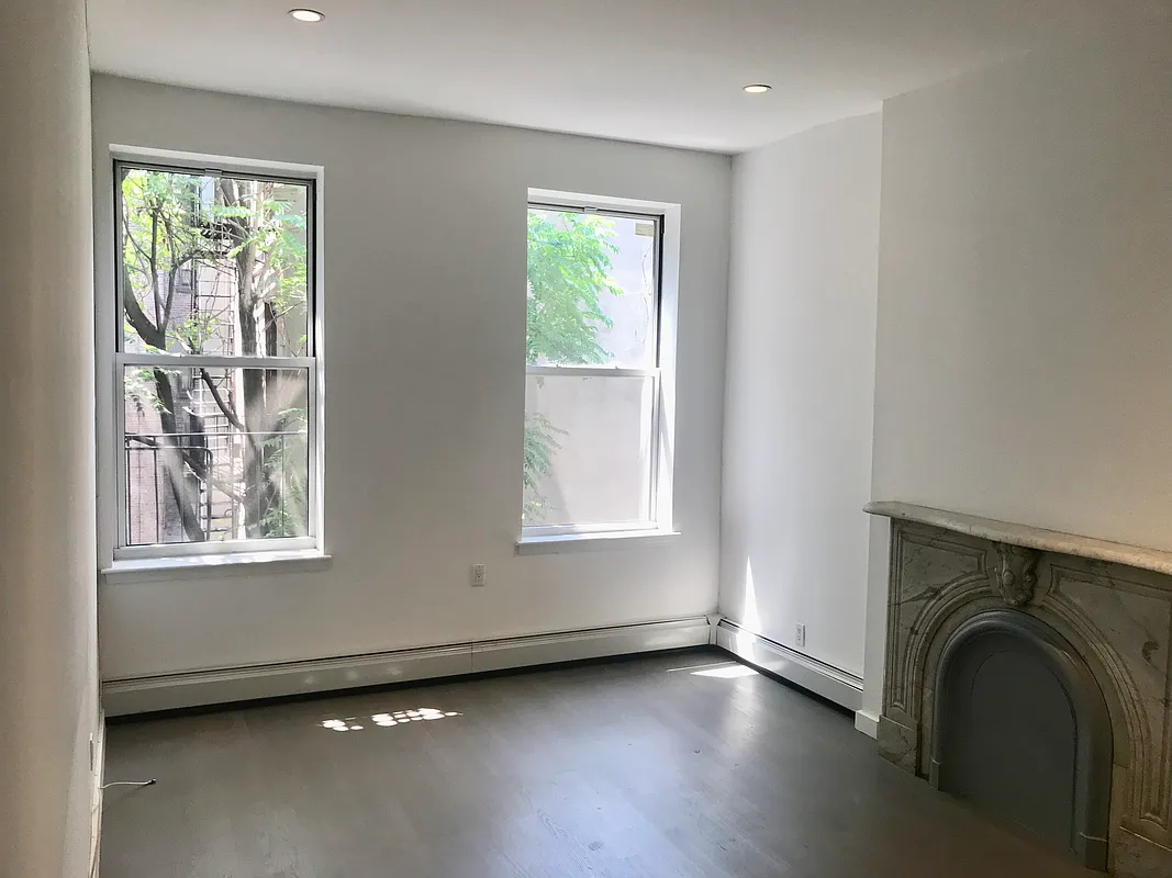 150 Henry Street 5B