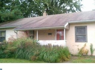 56 Memorial Dr, New Castle, DE 19720