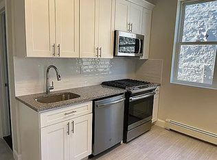 25-29 46th St #2A, Astoria, NY 11103