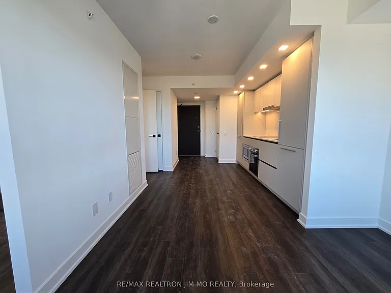 609 Sherbourne St #1109 — Photo 4