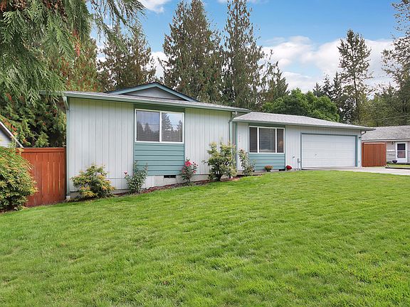 3rd image of 9202 211th Ave E