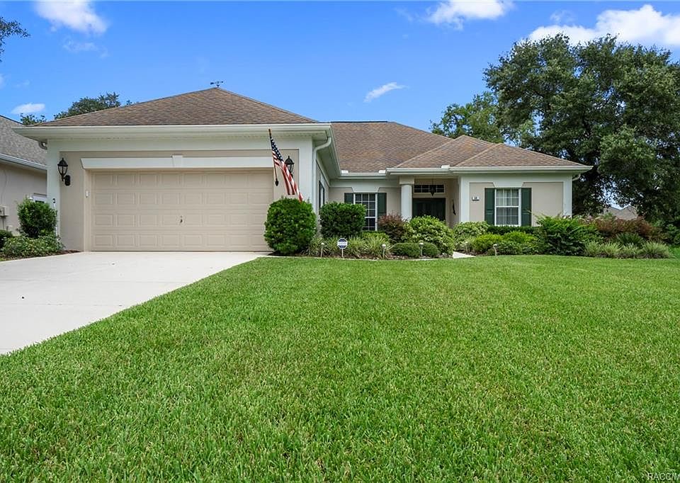 1st image of 54 Deerwood Dr