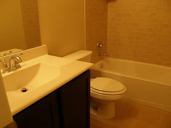 812 Westgate Ct — Photo 7