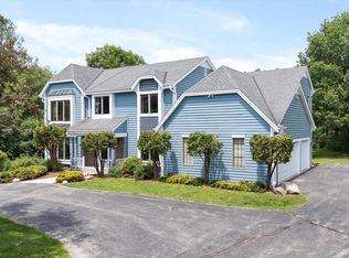 495 N Waterville Rd, Oconomowoc, WI 53066