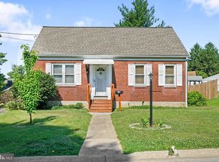 10 Gregg Ave, Newport, DE 19804