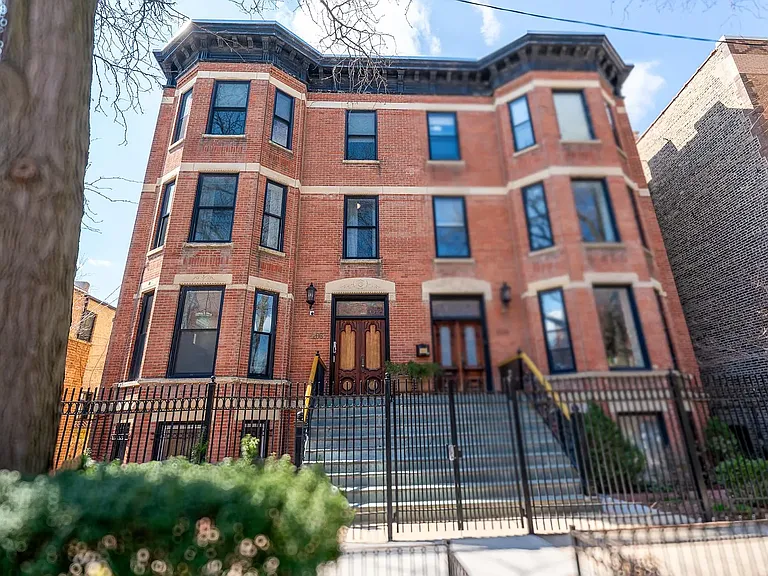 2208 N Sedgwick St #1 — Photo 1