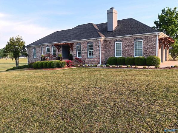 105 Bay View Ln, Centre, AL 35960